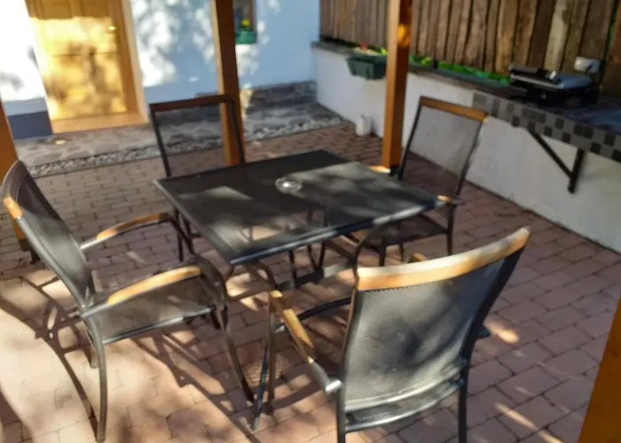 Mezes-kucko Apartman *